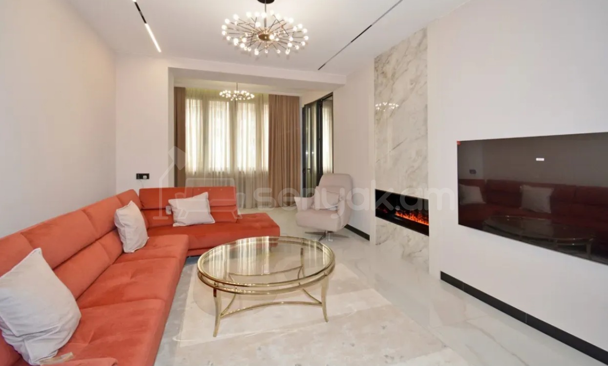 3 Սենյականոց Բնակարան Քարե Շենքում, 97քմ, 4/5 հարկ, Դիզայներական Վերանորոգված