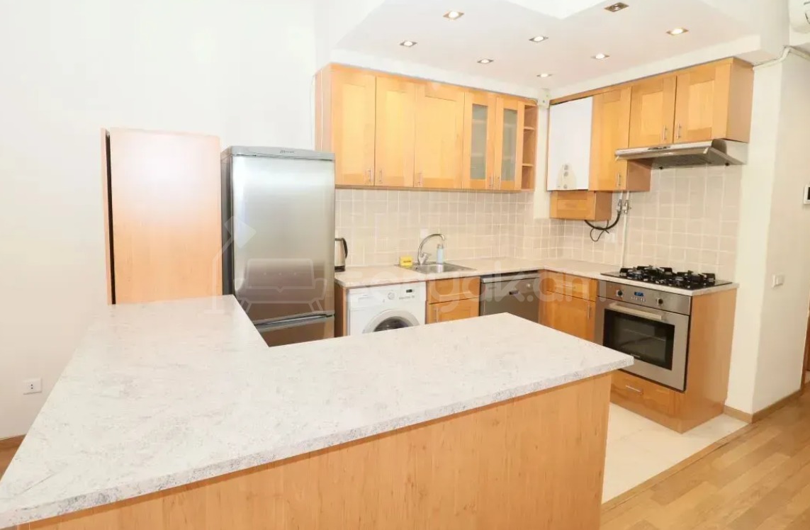 2 Սենյականոց Բնակարան Նորակառույցում, 70քմ, 3/3 հարկ, Կապիտալ Վերանորոգված