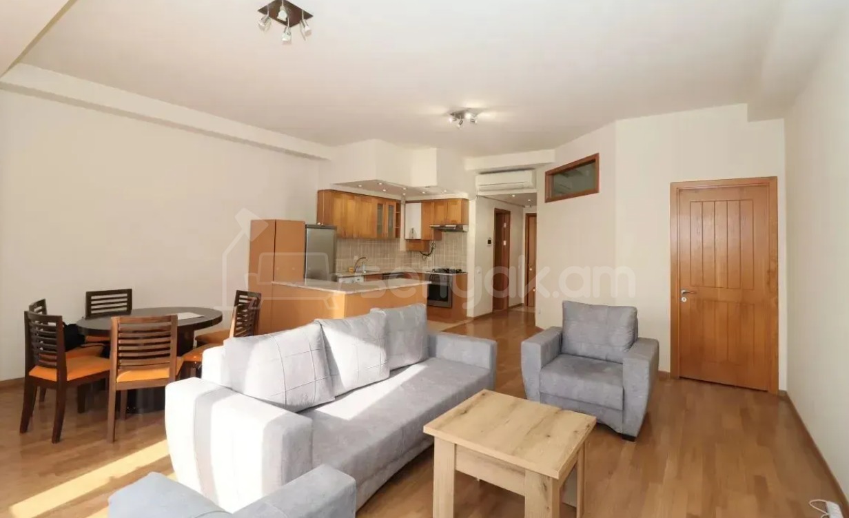 2 Սենյականոց Բնակարան Նորակառույցում, 70քմ, 3/3 հարկ, Կապիտալ Վերանորոգված