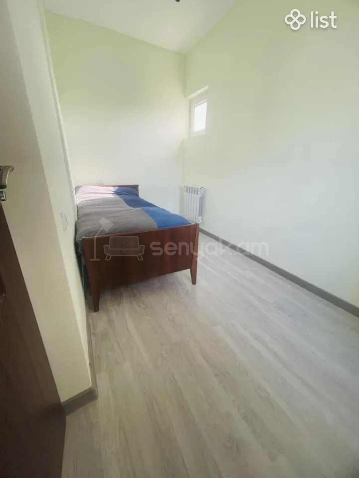 1 Սենյականոց Բնակարան, 62քմ, 7/9 հարկ, Նորմալ Վիճակում, Կահավորված, Արևկող