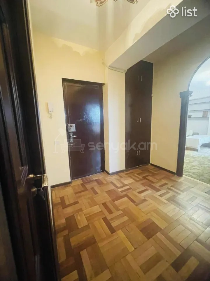 1 Սենյականոց Բնակարան, 62քմ, 7/9 հարկ, Նորմալ Վիճակում, Կահավորված, Արևկող