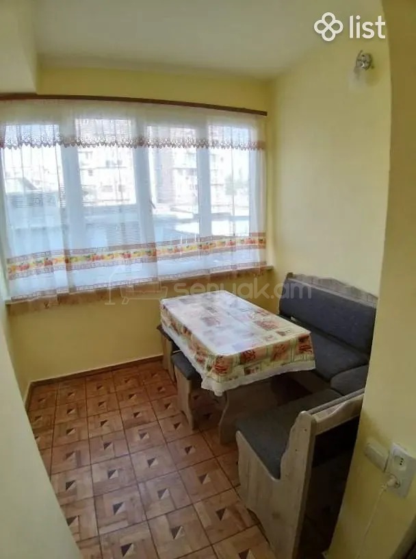 2 Սենյականոց Բնակարան, 42քմ, 4/9 հարկ, Նորմալ Վիճակում, Կահավորված, Արևկող