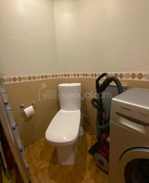 2 Սենյականոց Բնակարան Քարե Շենքում, 68քմ, 4/5 հարկ, Կապիտալ Վերանորոգված