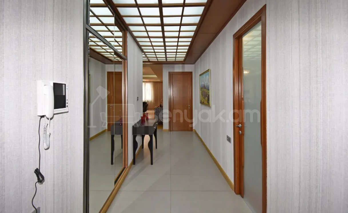 3 Սենյականոց Բնակարան Նորակառույցում, 106քմ, 7/10 հարկ, Դիզայներական Վերանորոգված