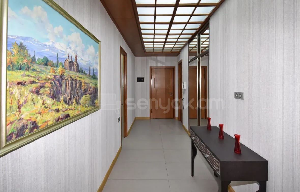 3 Սենյականոց Բնակարան Նորակառույցում, 106քմ, 7/10 հարկ, Դիզայներական Վերանորոգված