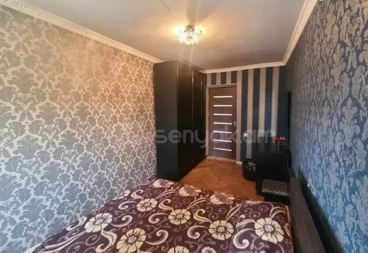 3 Սենյականոց Բնակարան Քարե Շենքում, 62քմ, 4/4 հարկ, Դիզայներական Վերանորոգված, Կահավորված