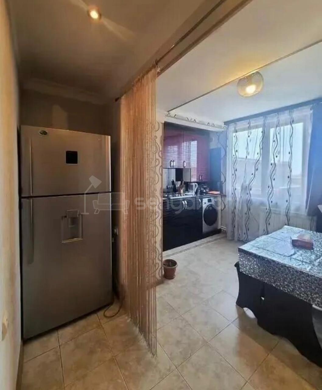 3 Սենյականոց Բնակարան Քարե Շենքում, 62քմ, 4/4 հարկ, Դիզայներական Վերանորոգված, Կահավորված