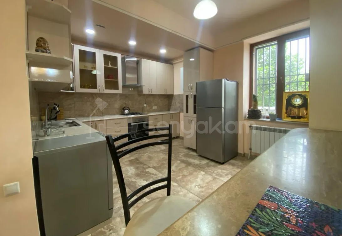 3 Սենյականոց Բնակարան Նորակառույցում, 97քմ, 2/8 հարկ, Կապիտալ Վերանորոգված