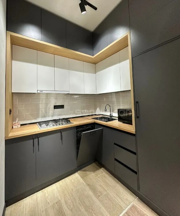 2 Սենյականոց Բնակարան Նորակառույցում, 32քմ, 4/8 հարկ, Դիզայներական Վերանորոգված