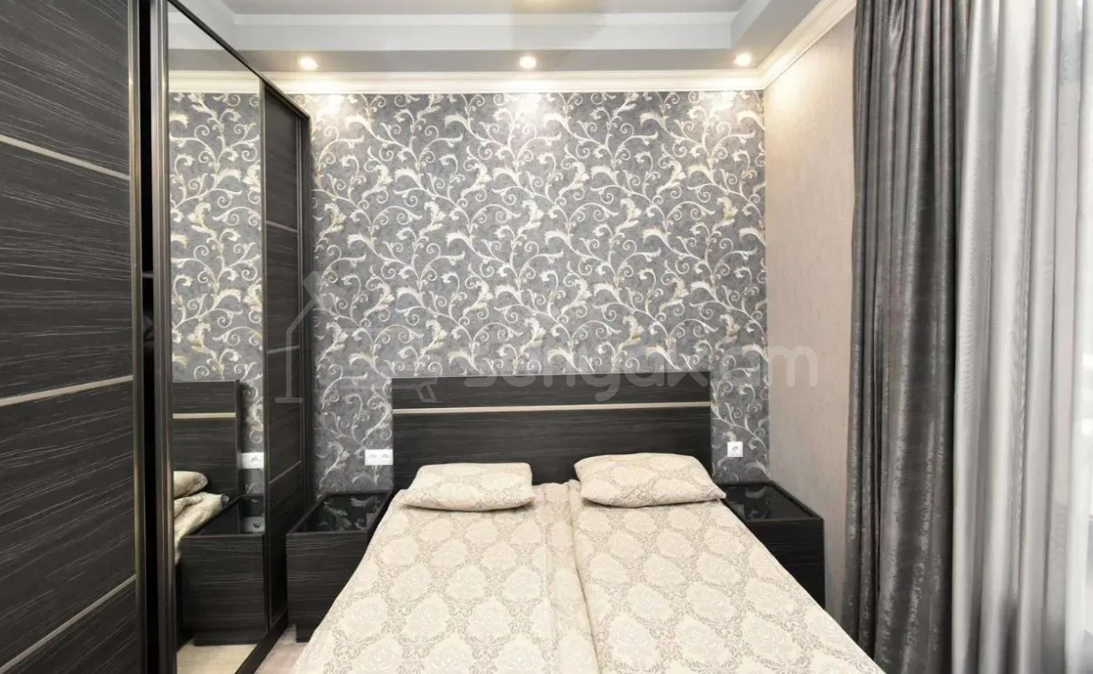 2 Սենյականոց Բնակարան Քարե Շենքում, 45քմ, 2/5 հարկ, Դիզայներական Վերանորոգված