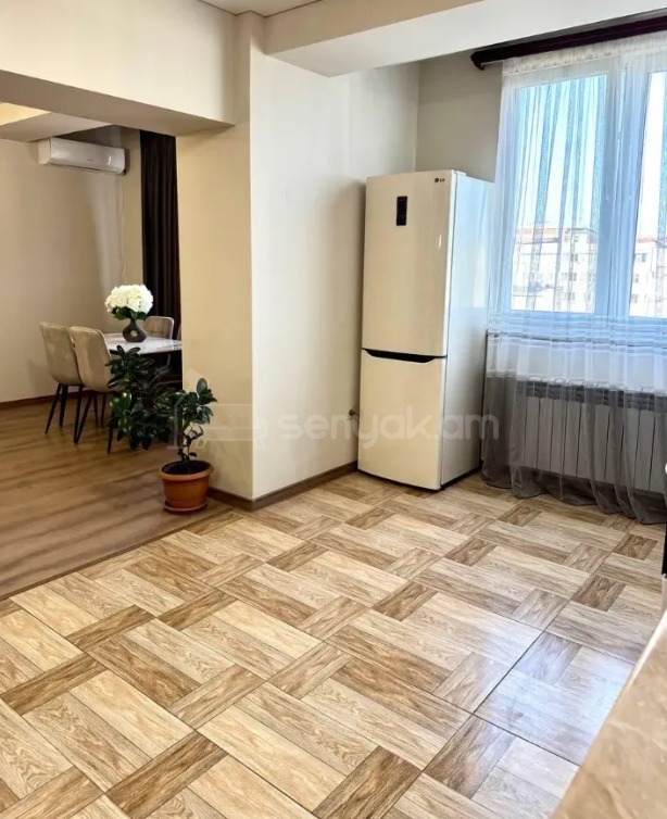 2 Սենյականոց Բնակարան, 40քմ, 11/11 հարկ, Կապիտալ Վերանորոգված