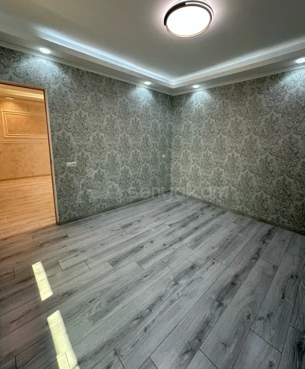 2 Սենյականոց Բնակարան Քարե Շենքում, 52քմ, 2/5 հարկ, Դիզայներական Վերանորոգված