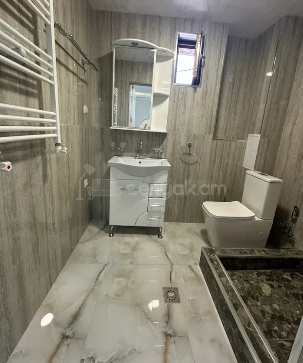 2 Սենյականոց Բնակարան Քարե Շենքում, 52քմ, 2/5 հարկ, Դիզայներական Վերանորոգված