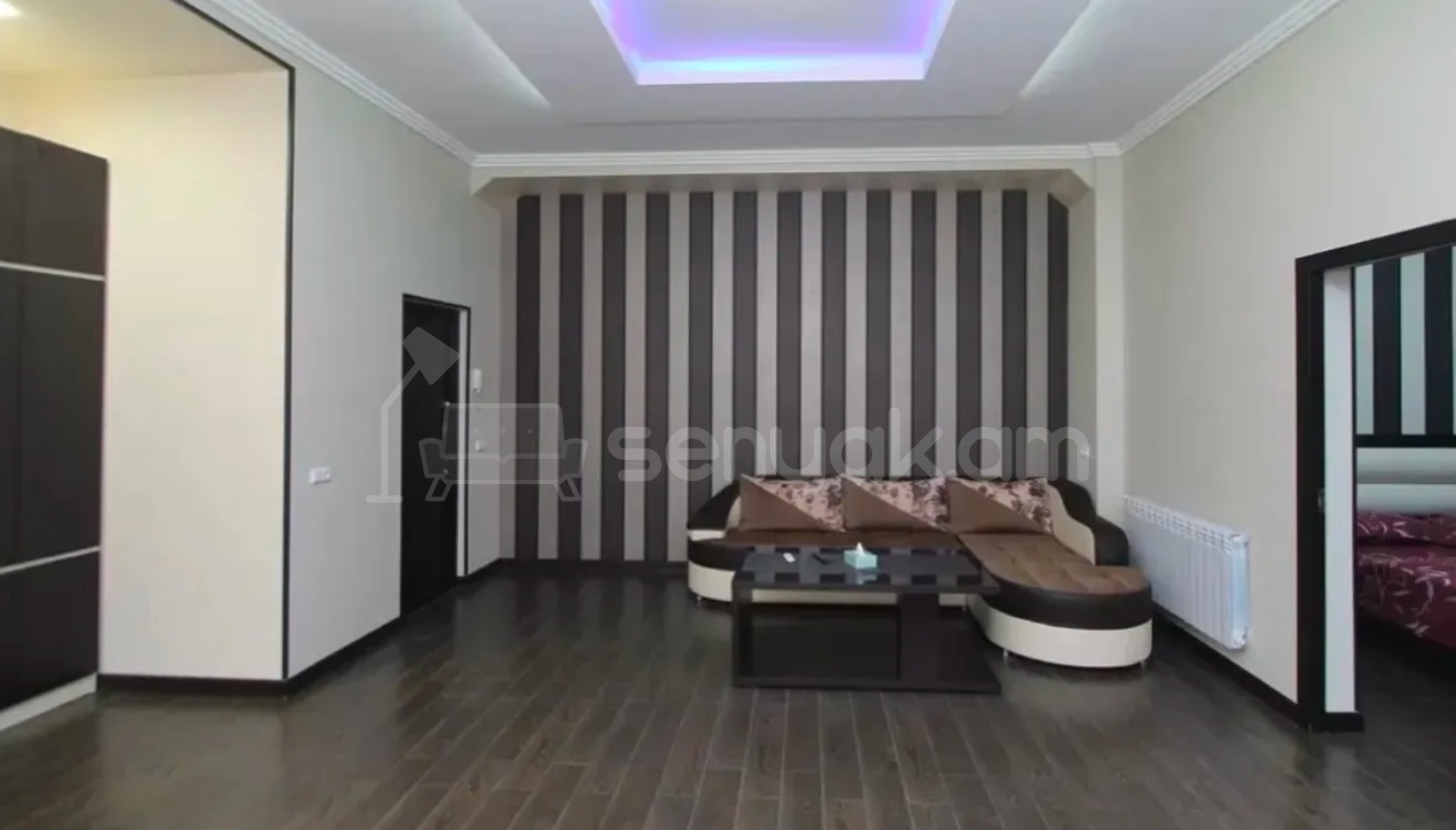 2 Սենյականոց Բնակարան Քարե Շենքում, 50քմ, 2/5 հարկ, Դիզայներական Վերանորոգված