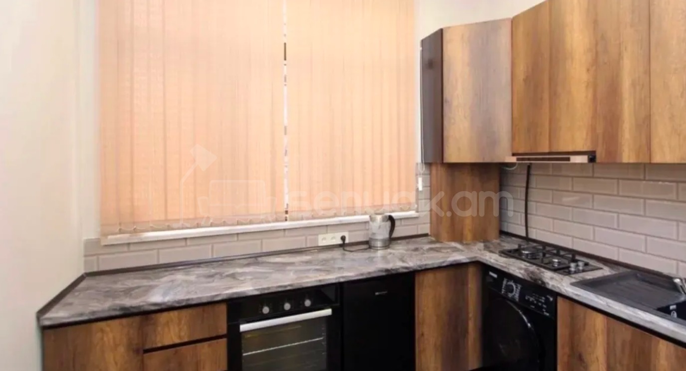 2 Սենյականոց Բնակարան Քարե Շենքում, 50քմ, 2/5 հարկ, Դիզայներական Վերանորոգված