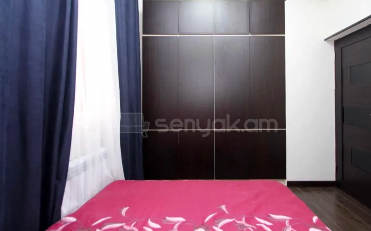 2 Սենյականոց Բնակարան Քարե Շենքում, 50քմ, 2/5 հարկ, Դիզայներական Վերանորոգված