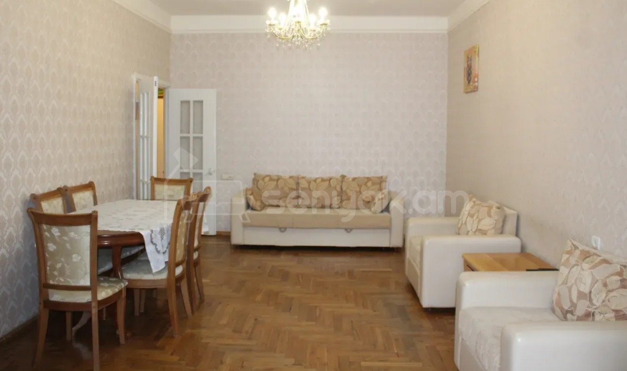 3 Սենյականոց Բնակարան Քարե Շենքում, 100քմ, 2/6 հարկ, Կոսմետիկ Վերանորոգված