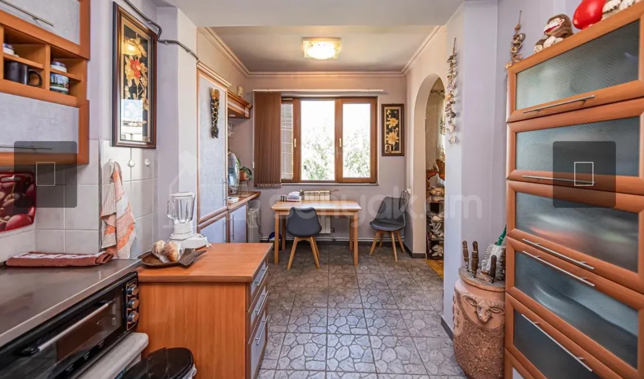 3 Սենյականոց Բնակարան, 102քմ, 8/9 հարկ, Դիզայներական Վերանորոգված