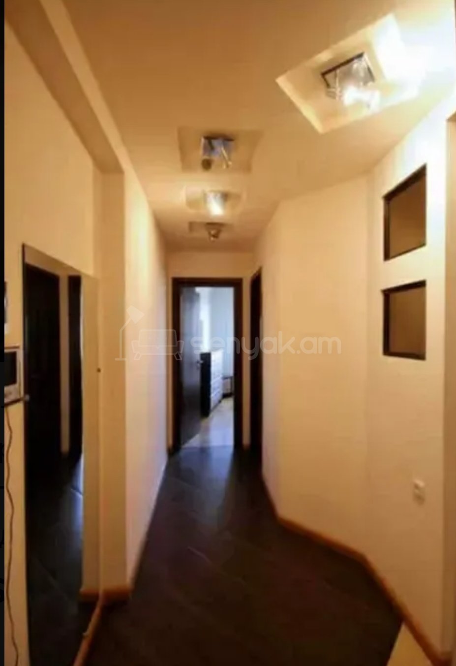 2 Սենյականոց Բնակարան Քարե Շենքում, 45քմ, 2/5 հարկ, Դիզայներական Վերանորոգված