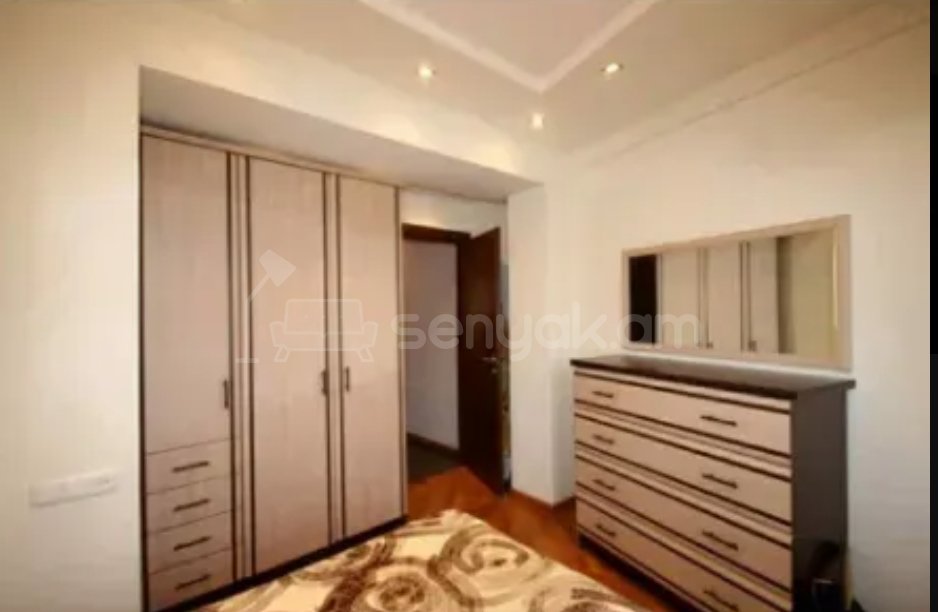 2 Սենյականոց Բնակարան Քարե Շենքում, 45քմ, 2/5 հարկ, Դիզայներական Վերանորոգված