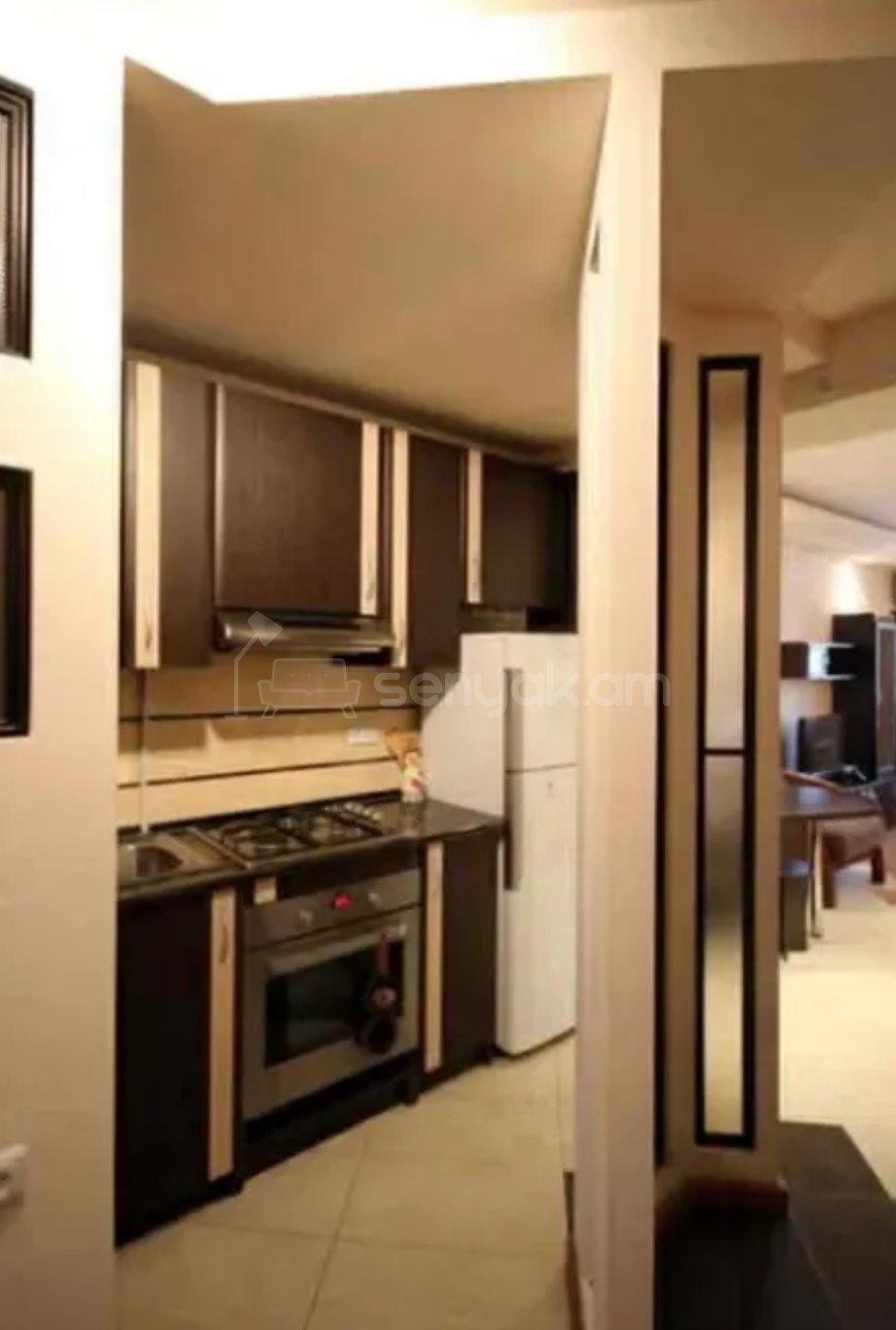 2 Սենյականոց Բնակարան Քարե Շենքում, 45քմ, 2/5 հարկ, Դիզայներական Վերանորոգված