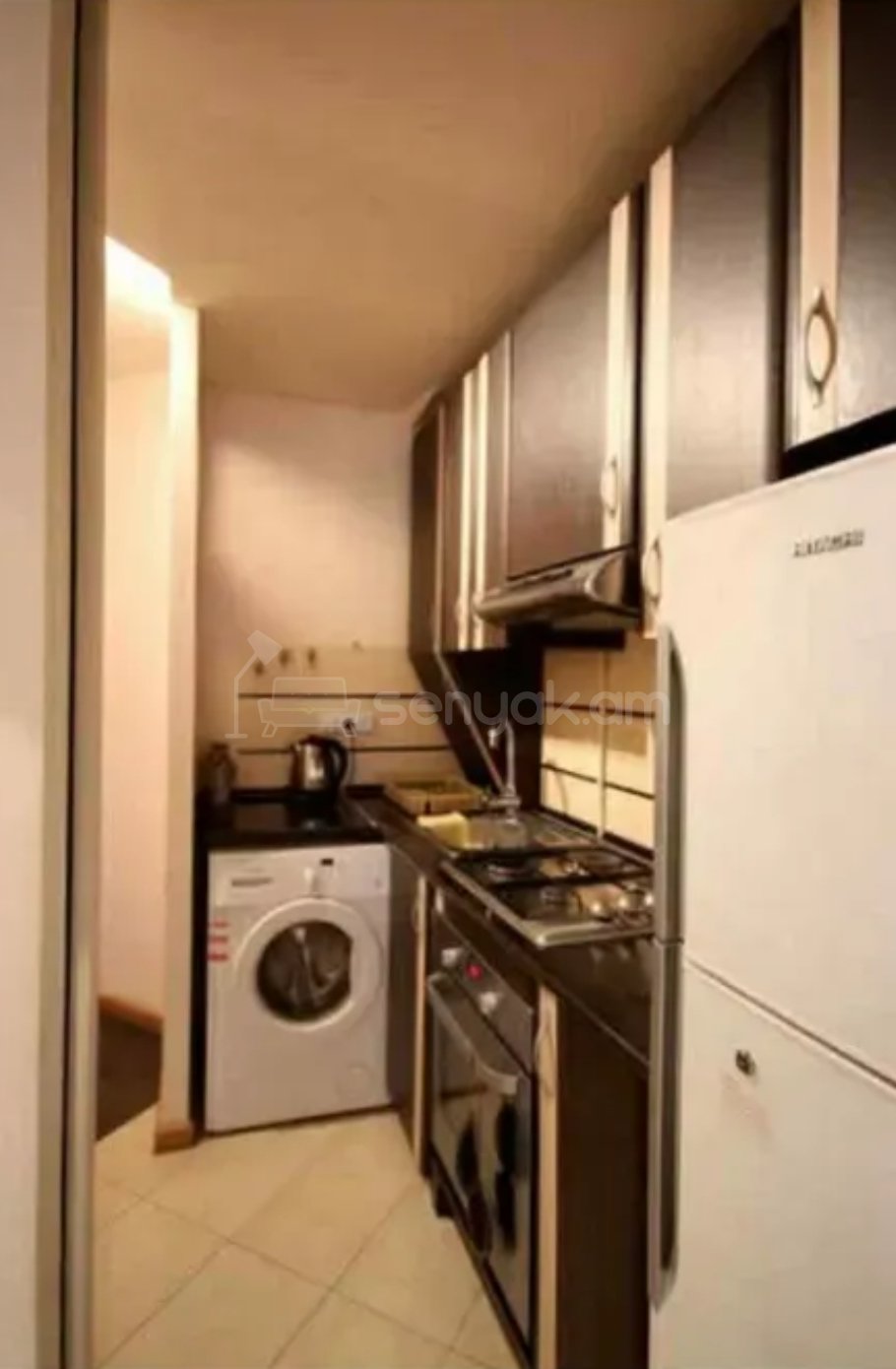 2 Սենյականոց Բնակարան Քարե Շենքում, 45քմ, 2/5 հարկ, Դիզայներական Վերանորոգված