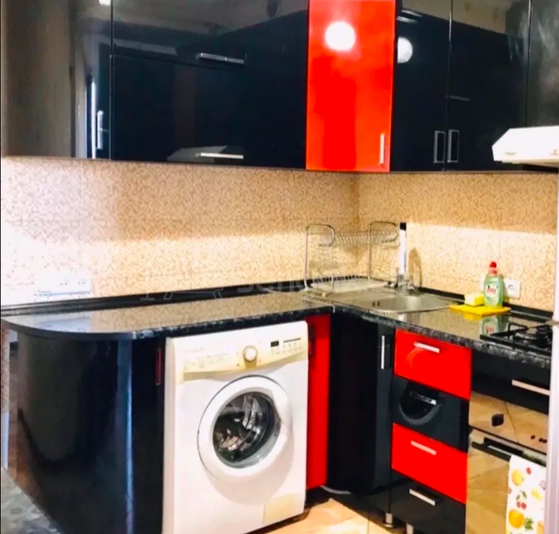 2 Սենյականոց Բնակարան Քարե Շենքում, 48քմ, 4/5 հարկ, Կապիտալ Վերանորոգված