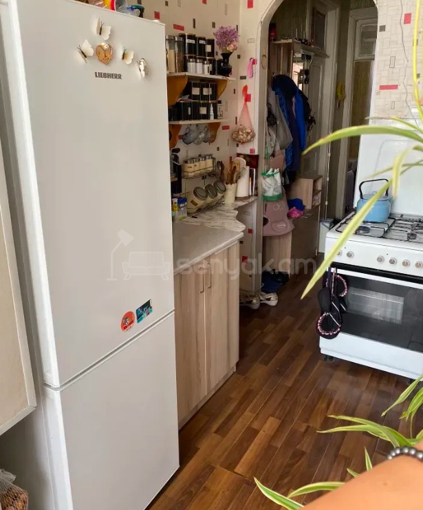 3 Սենյականոց Բնակարան Քարե Շենքում, 57քմ, 2/4 հարկ, Կոսմետիկ Վերանորոգված