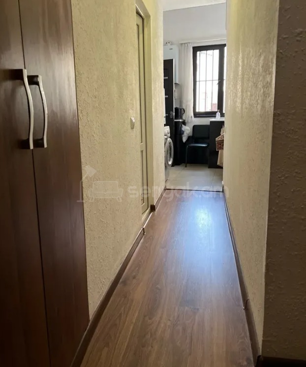 2 Սենյականոց Բնակարան Քարե Շենքում, 46քմ, 2/5 հարկ, Կապիտալ Վերանորոգված