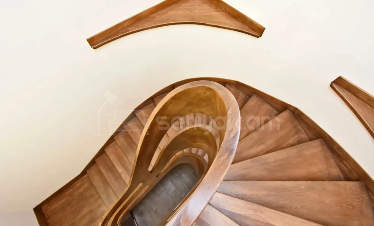 5 Սենյականոց Շքեղ Առանձնատուն, 400քմ