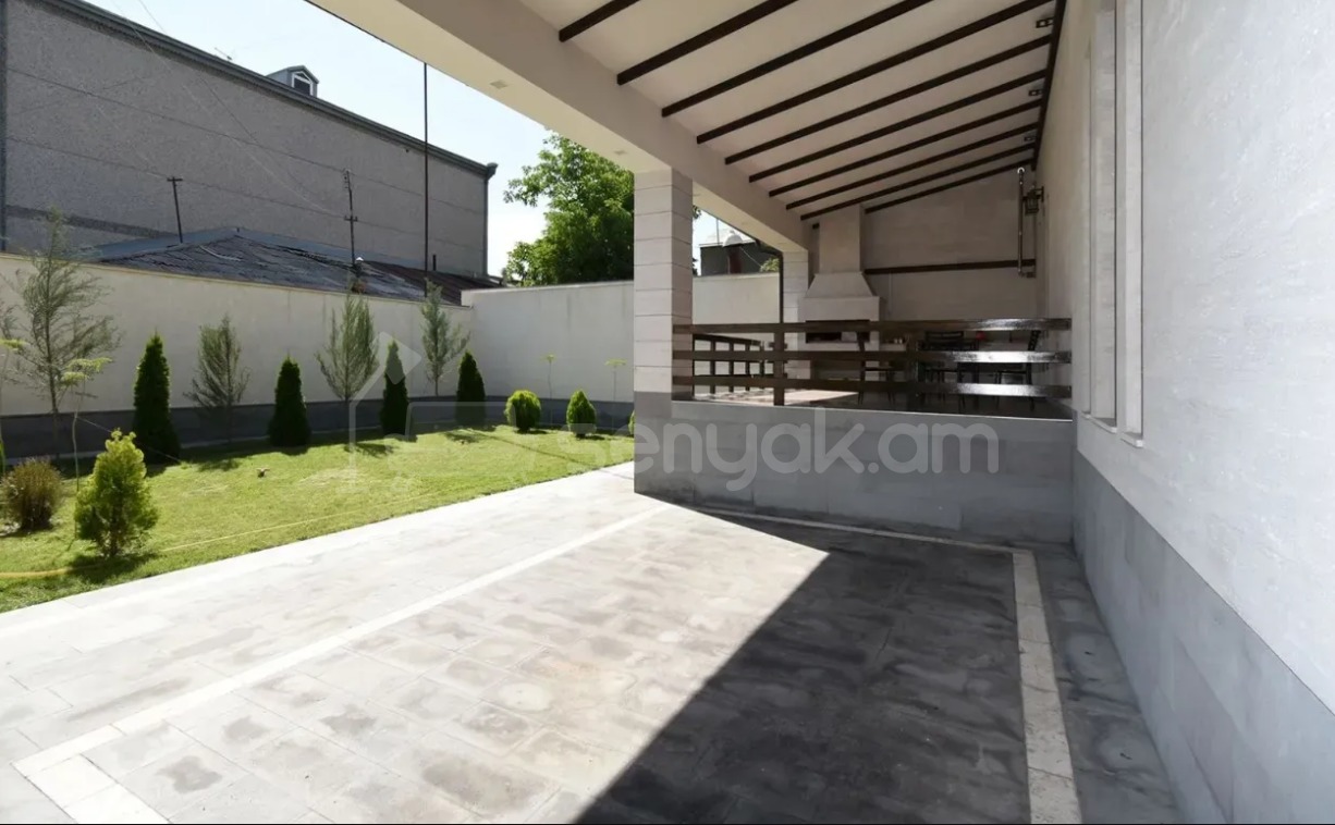 5 Սենյականոց Շքեղ Առանձնատուն, 400քմ