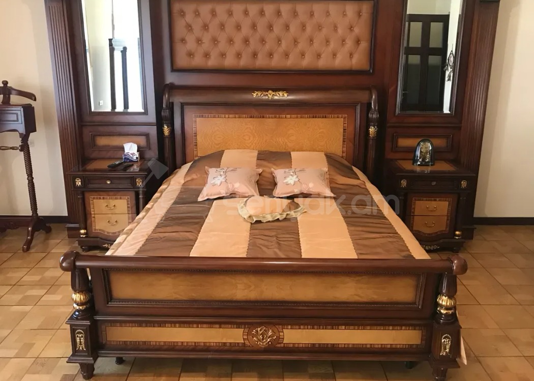 8 Սենյականոց Շքեղ Առանձնատուն, 1000քմ, Լողավազանով