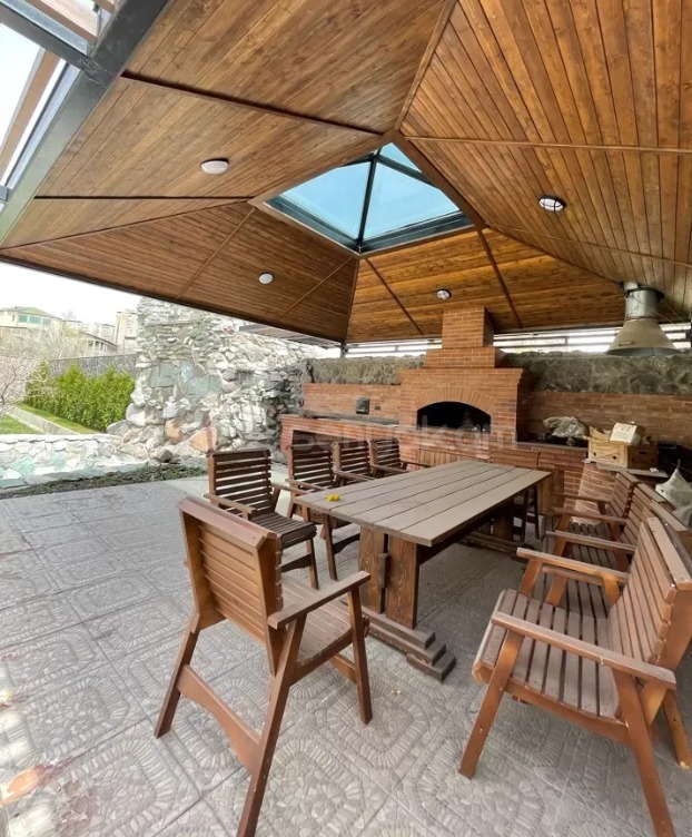 8 Սենյականոց Շքեղ Առանձնատուն, 1250քմ, Լողավազանով, Ավտոտնակով