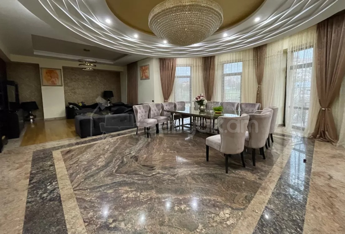 8 Սենյականոց Շքեղ Առանձնատուն, 1250քմ, Լողավազանով, Ավտոտնակով