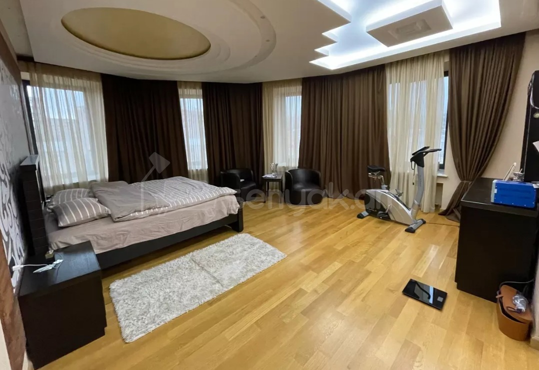 8 Սենյականոց Շքեղ Առանձնատուն, 1250քմ, Լողավազանով, Ավտոտնակով