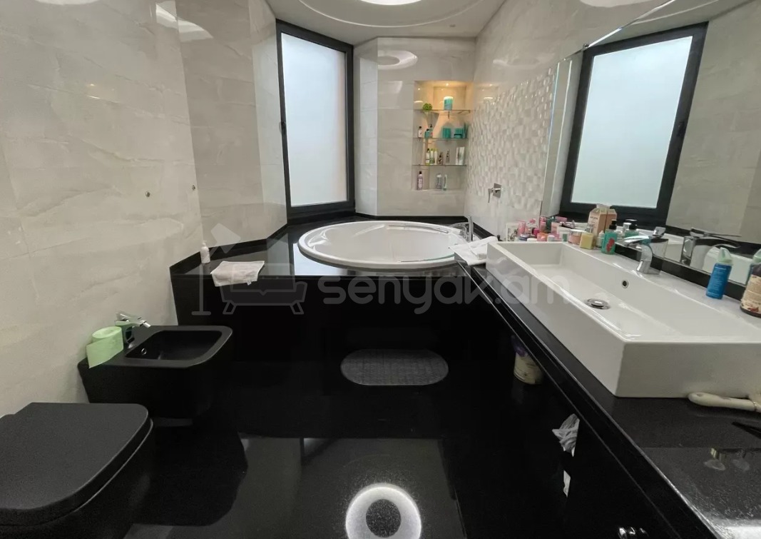 8 Սենյականոց Շքեղ Առանձնատուն, 1250քմ, Լողավազանով, Ավտոտնակով