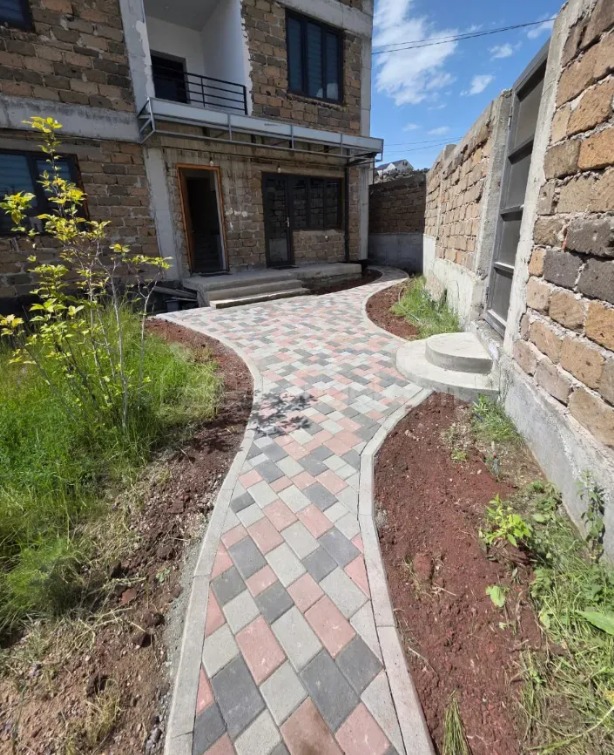 8 Սենյականոց Սեփական Տուն, 302քմ, Դիզայներական Վերանորոգված