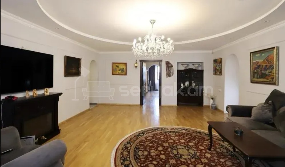 5 Սենյականոց Սեփական Տուն, 350քմ, Կապիտալ Վերանորոգված