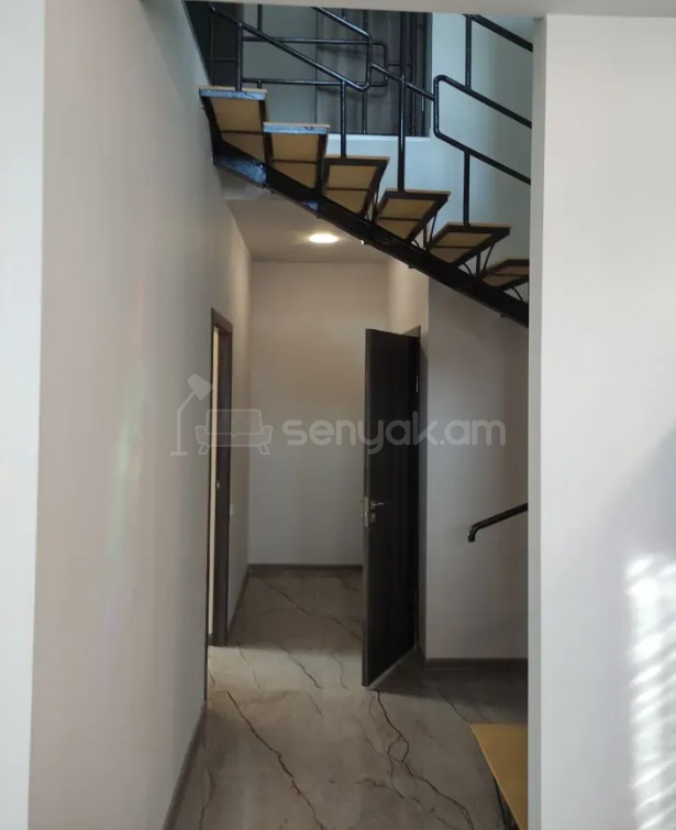 5 Սենյականոց Սեփական Տուն, 176քմ, Դիզայներական Վերանորոգված