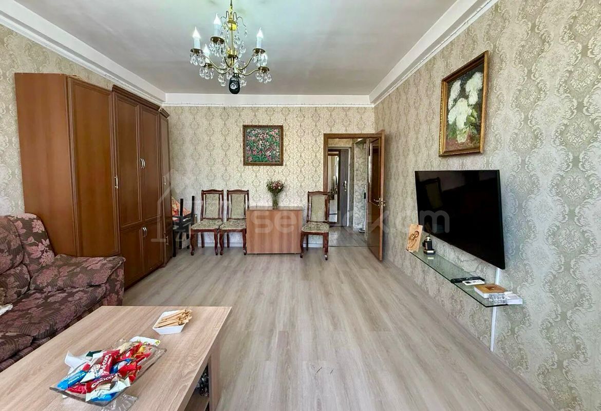 2 Սենյականոց Բնակարան, 43քմ, 10/10 հարկ, Կոսմետիկ Վերանորոգված