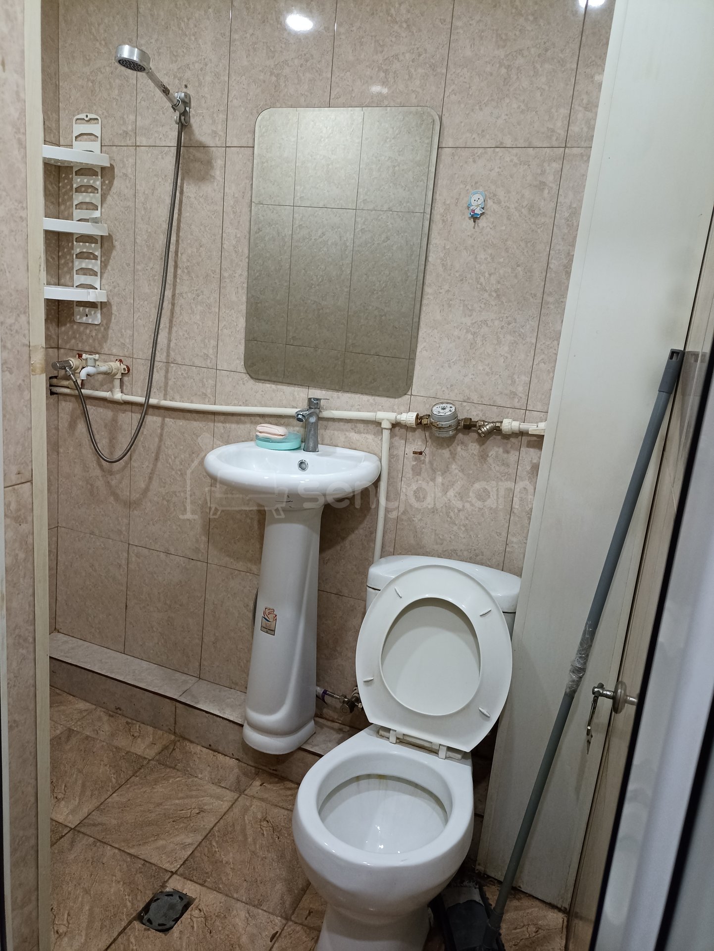 1 Սենյականոց Բնակարան, 28քմ, 2/5 հարկ, Նորմալ Վիճակում