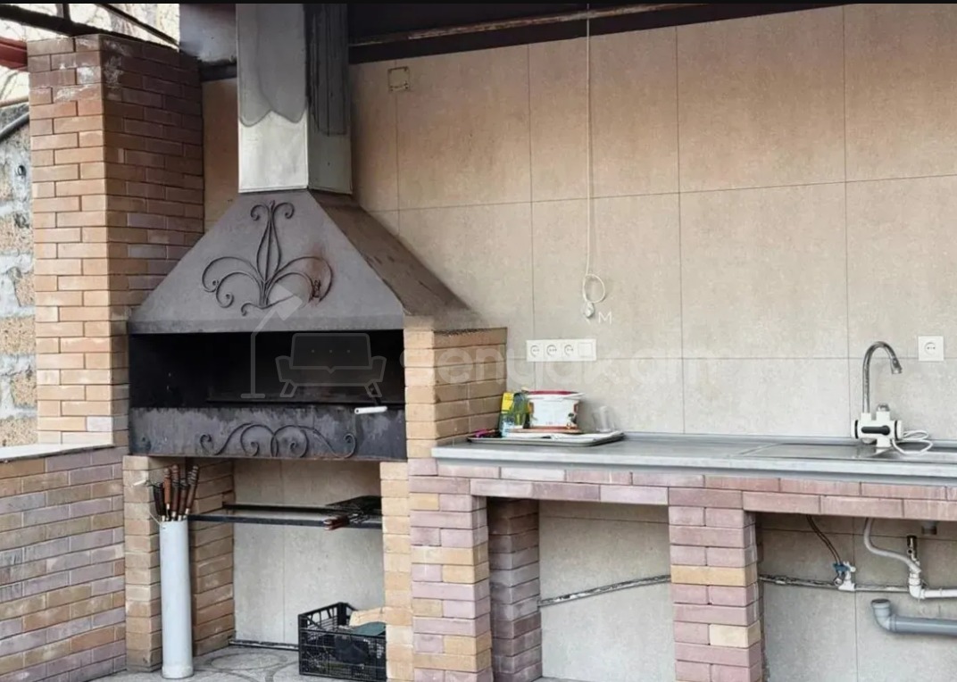 4 Սենյականոց Շքեղ Առանձնատուն, 230քմ, Լողավազանով