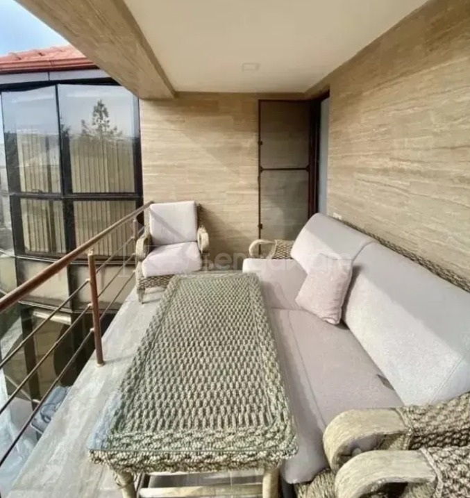 4 Սենյականոց Շքեղ Առանձնատուն, 230քմ, Լողավազանով