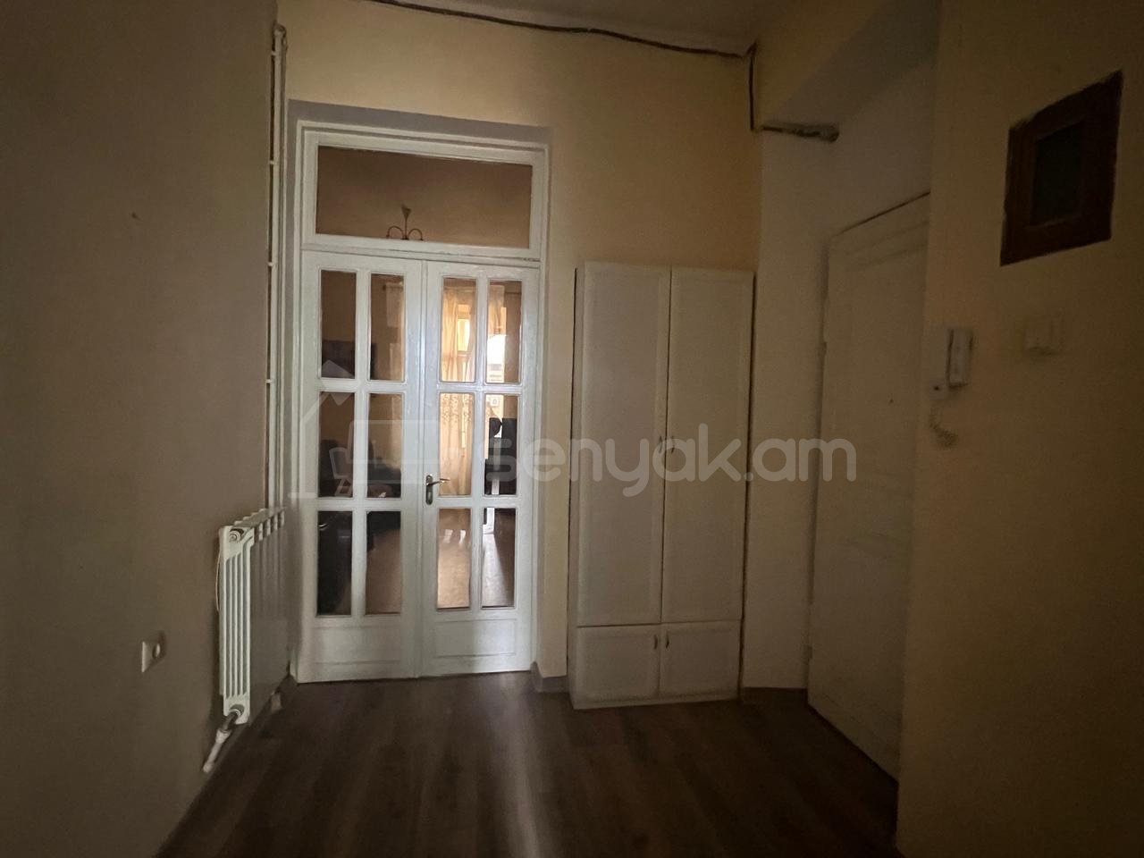 2 Սենյականոց Բնակարան Քարե Շենքում, 67քմ, 4/4 հարկ, Կոսմետիկ Վերանորոգված, Կահավորված, Արևկող
