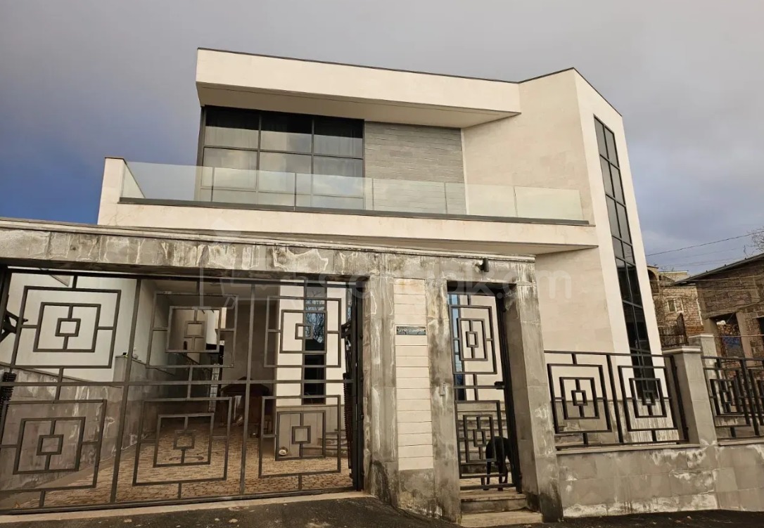 6 Սենյականոց Շքեղ Առանձնատուն, 270քմ