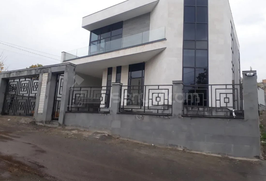 6 Սենյականոց Շքեղ Առանձնատուն, 270քմ