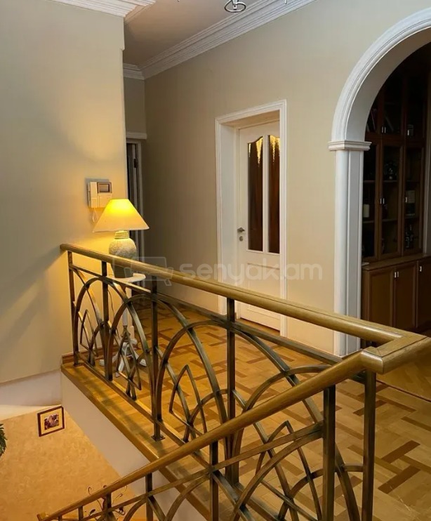 6 Սենյականոց Շքեղ Առանձնատուն, 360քմ