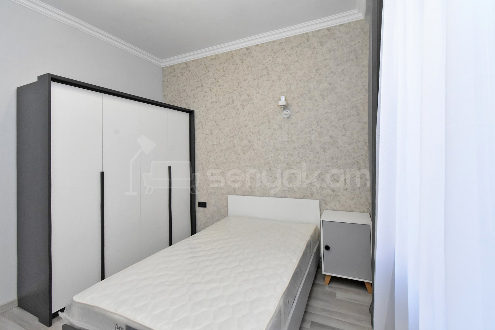 4 Սենյականոց Բնակարան, 78քմ, 1/6 հարկ, Կապիտալ Վերանորոգված