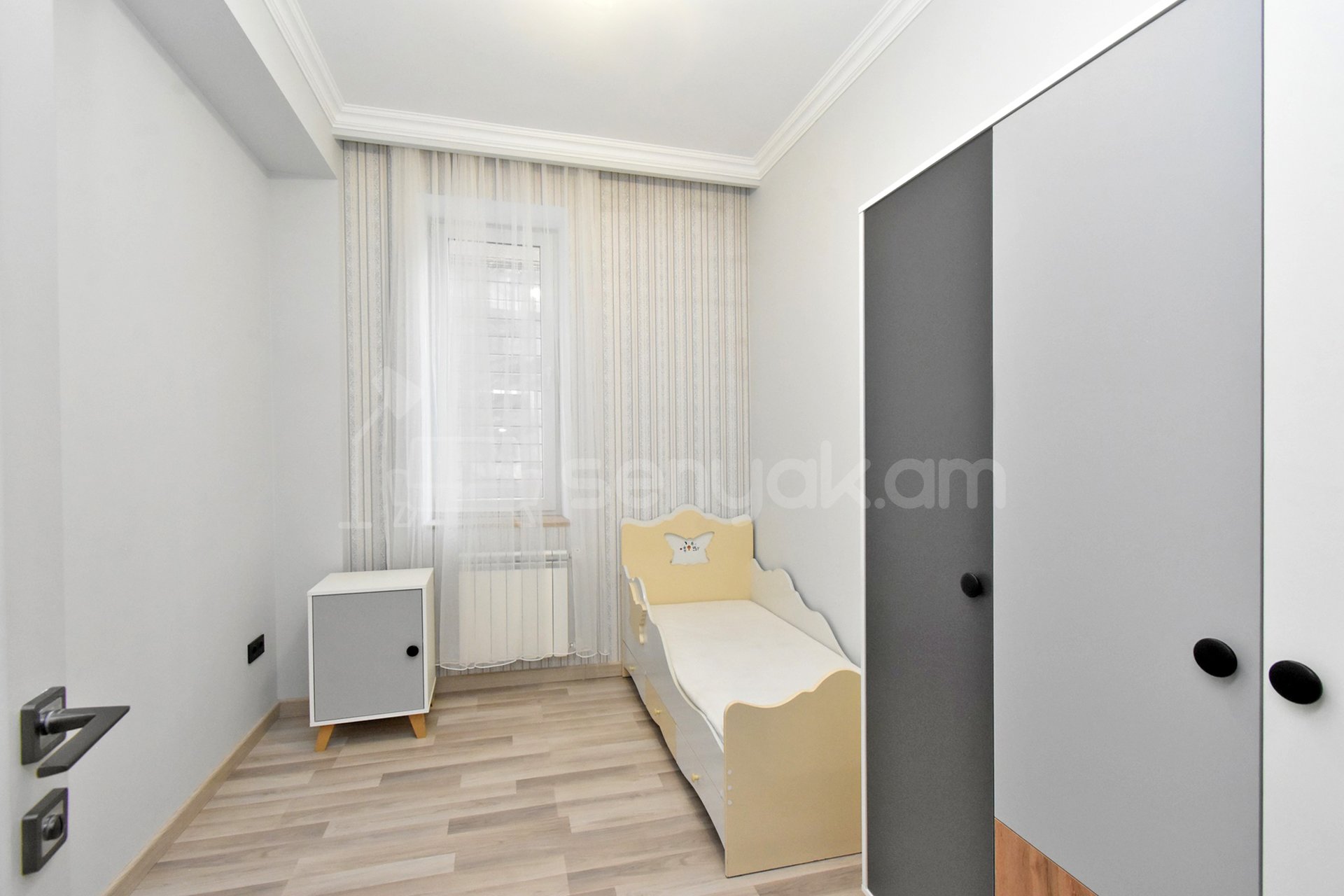 4 Սենյականոց Բնակարան, 78քմ, 1/6 հարկ, Կապիտալ Վերանորոգված