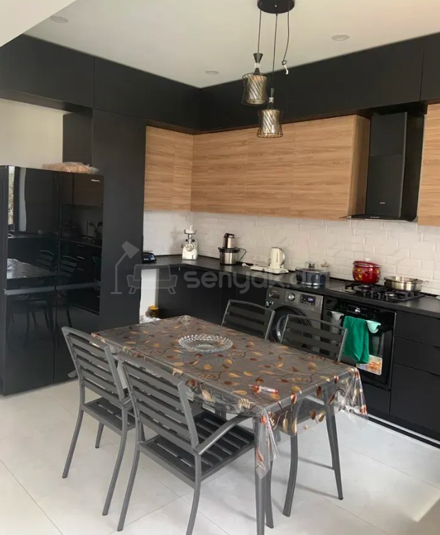 5 Սենյականոց Շքեղ Առանձնատուն, 220քմ